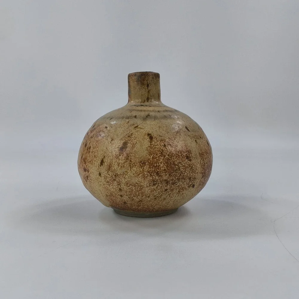 Osolink Signed Studio Pottery Bud Vase Earthy Brown Speckled Glaze 3.25